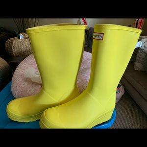 Ladies Hunter boots size 11